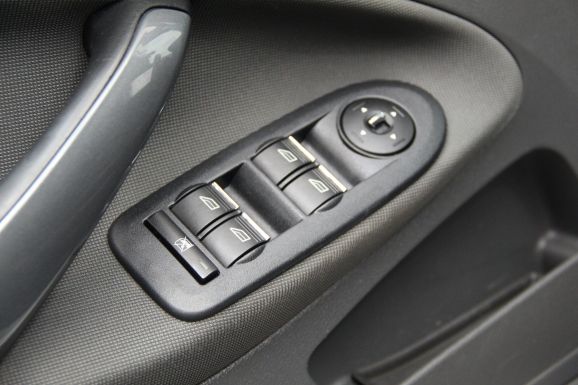 Ford Kuga, 2.0 л, МТ, 2008 фото 13