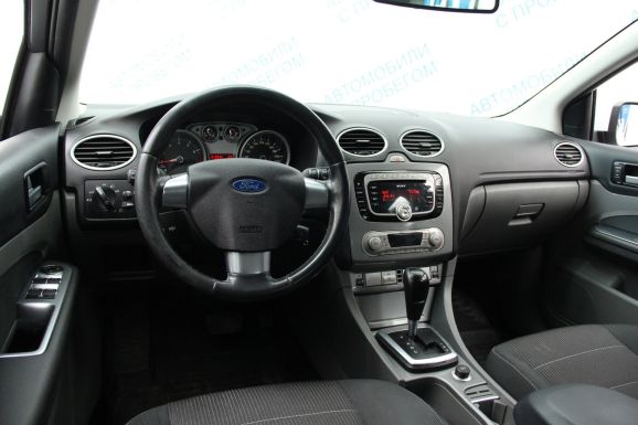 Ford Focus Ghia, 1.6 л, АТ, 2010 фото 10
