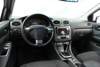 Ford Focus Ghia, 1.6 л, АКПП, 2010 фото 10