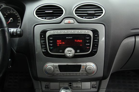 Ford Focus Ghia, 1.6 л, АТ, 2010 фото 11