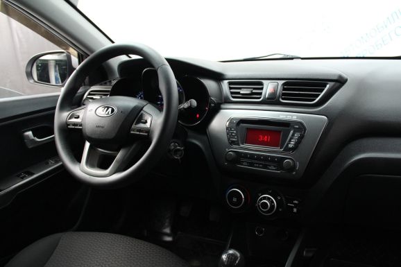 Kia Rio Comfort, 1.4 л, МТ, 2012 фото 8