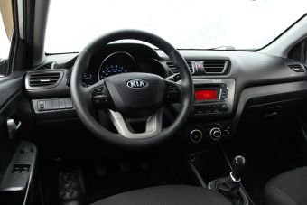 Kia Rio Comfort, 1.4 л, МКПП, 2012 фото 9