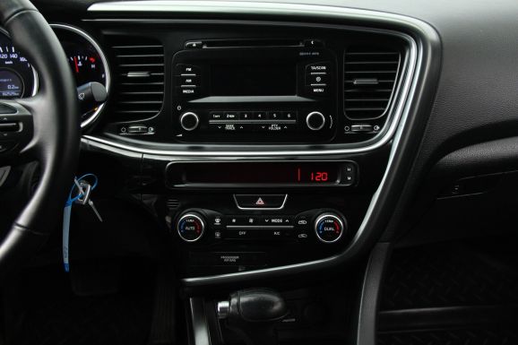 Kia Optima Comfort, 2.0 л, АТ, 2014 фото 9