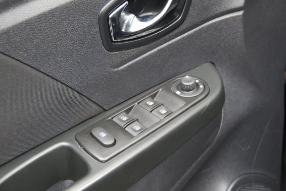 Renault Kaptur Style, 1.6 л, Вариатор, 2017 фото 13