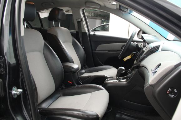 Chevrolet Cruze LTZ, 1.8 л, АТ, 2014 фото 2