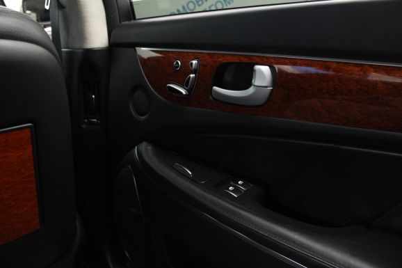 Hyundai Equus Luxury, 3.8 л, АТ, 2012 фото 12