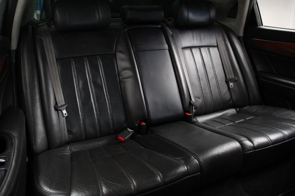 Hyundai Equus Luxury, 3.8 л, АТ, 2012 фото 1