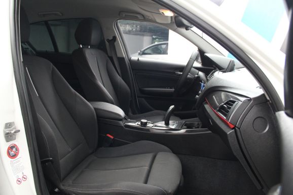 BMW 1 серии, 1.6 л, АТ, 2013 фото 2