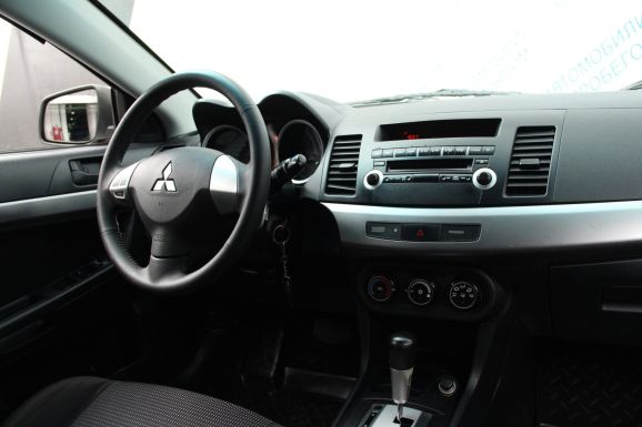 Mitsubishi Lancer, 1.8 л, Вариатор, 2009 фото 7