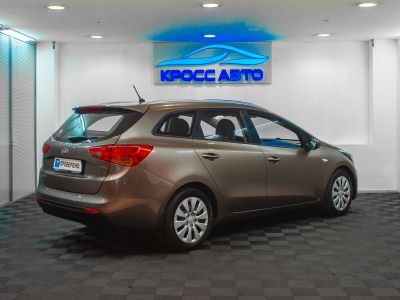 Kia Ceed, 1.6 л, АКПП, 2016 фото 4