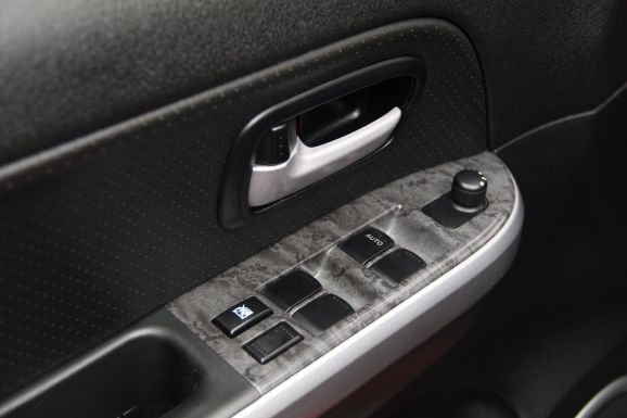 Suzuki Grand Vitara JLX-EL, 2.4 л, АТ, 2011 фото 12