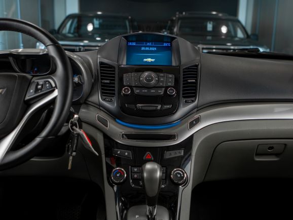 Chevrolet Orlando, АТ, 2011 фото 12