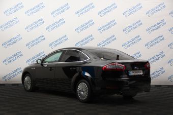 Ford Mondeo Titanium, 2.0 л, РКПП, 2012 фото 5