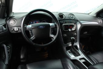 Ford Mondeo Titanium, 2.0 л, РКПП, 2012 фото 9