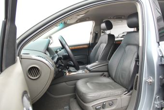 Audi Q7, 3.0 л, АКПП, 2008 фото 13