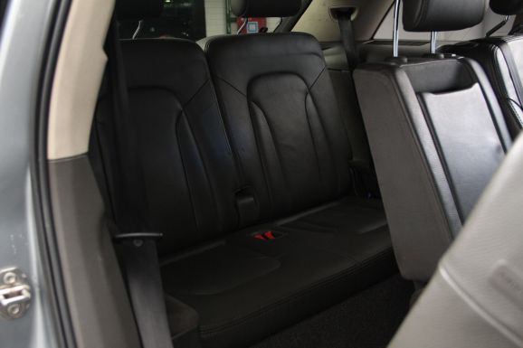 Audi Q7, 3.0 л, АТ, 2008 фото 1