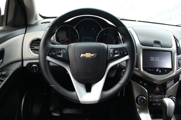Chevrolet Cruze LTZ, 1.4 л, АТ, 2016 фото 8