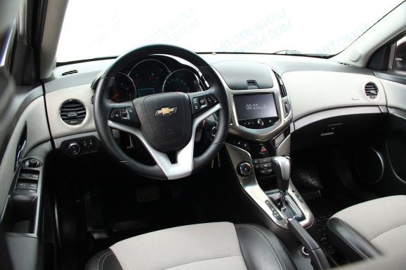 Chevrolet Cruze LTZ, 1.4 л, АТ, 2016 фото 9