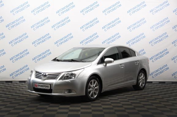 Toyota Avensis Люкс, 2.0 л, Вариатор, 2009 фото 3