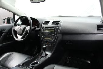 Toyota Avensis Люкс, 2.0 л, CVT, 2009 фото 8