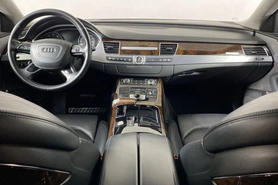 Audi A8, 3.0 л, АТ, 2016 фото 6
