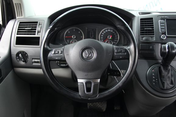 Volkswagen Caravelle, 2.0 л, Робот, 2012 фото 8