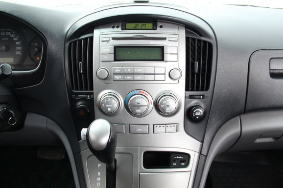 Hyundai H-1 Comfort, 2.4 л, АТ, 2013 фото 10