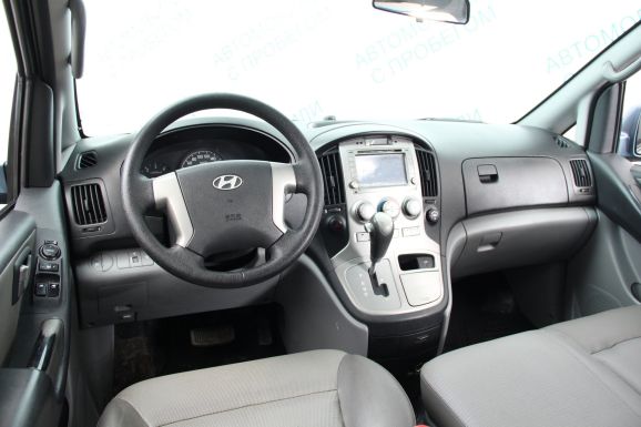 Hyundai Grand Starex, 2.5 л, АТ, 2011 фото 8