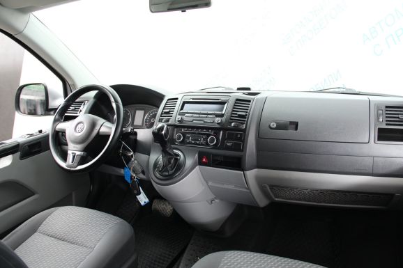 Volkswagen Caravelle Comfortline, 2.0 л, Робот, 2012 фото 9