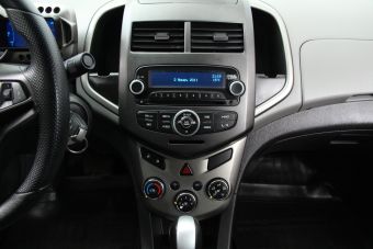 Chevrolet Aveo LTZ, 1.6 л, АКПП, 2015 фото 10