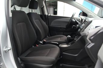 Chevrolet Aveo LTZ, 1.6 л, АКПП, 2015 фото 2