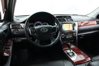 Toyota Camry, 2.5 л, АКПП, 2013 фото 7