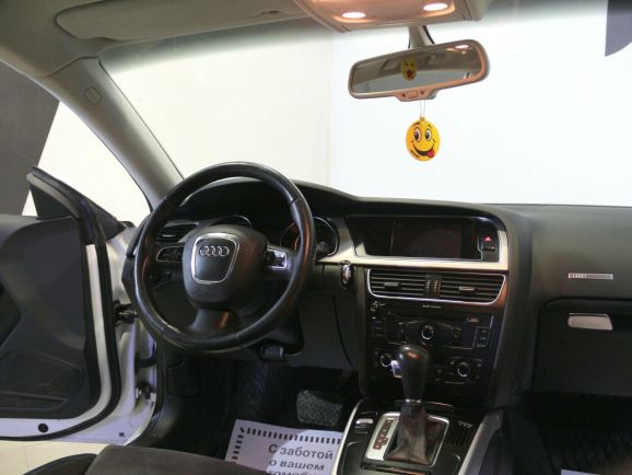 Audi A5 Базовая, 2.0 л, Робот, 2010 фото 7
