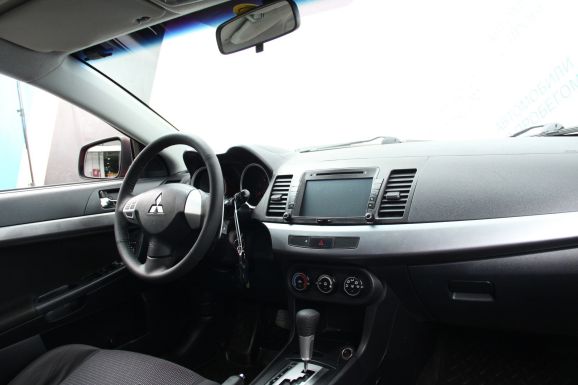Mitsubishi Lancer, 2.0 л, Вариатор, 2009 фото 9