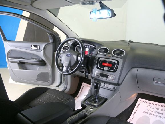 Ford Focus, 2.0 л, АТ, 2011 фото 2