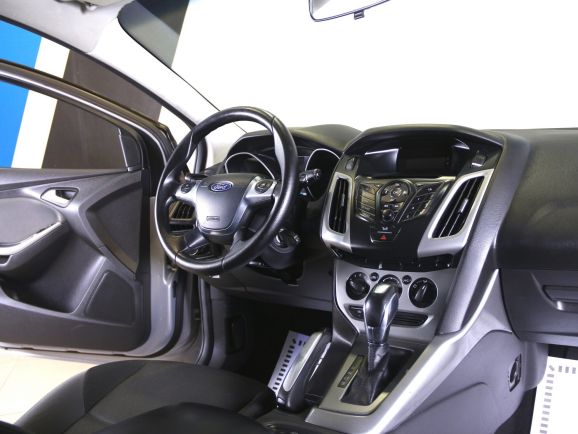 Ford Focus, 2.0 л, Робот, 2013 фото 2