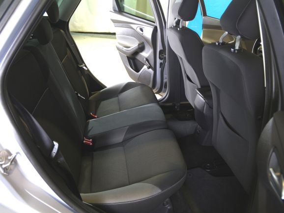 Ford Focus, 2.0 л, Робот, 2013 фото 1