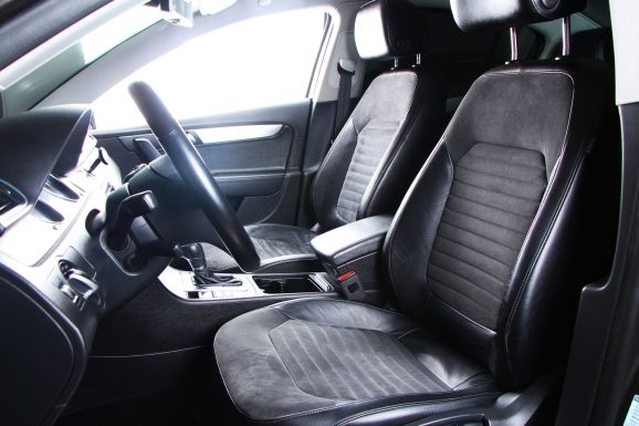 Volkswagen Passat, 1.8 л, Робот, 2013 фото 14