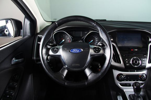 Ford Focus, 1.6 л, МТ, 2013 фото 9