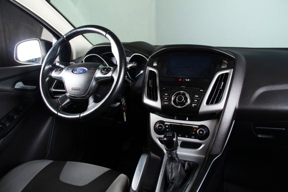 Ford Focus, 1.6 л, МТ, 2013 фото 10