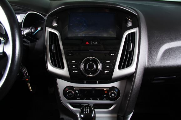 Ford Focus, 1.6 л, МТ, 2013 фото 11