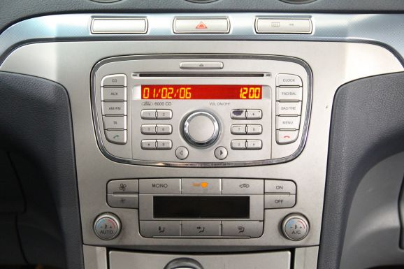 Ford Galaxy, 2.0 л, АТ, 2009 фото 10