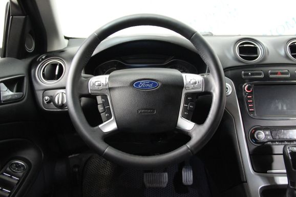 Ford Mondeo, 2.0 л, Робот, 2012 фото 8