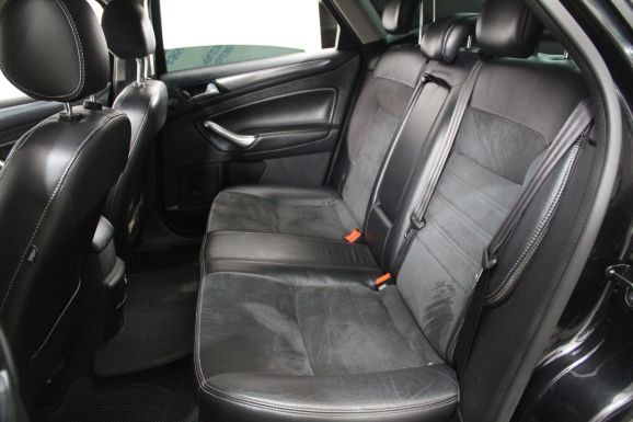 Ford Mondeo, 2.0 л, Робот, 2012 фото 1