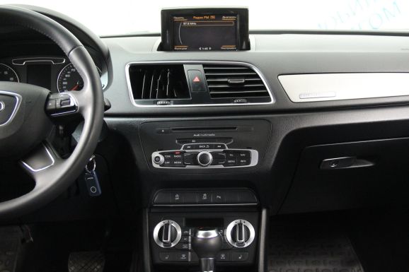 Audi Q3, 2.0 л, Робот, 2014 фото 10