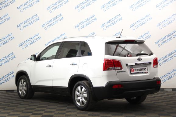Kia Sorento, 2.4 л, АТ, 2010 фото 6