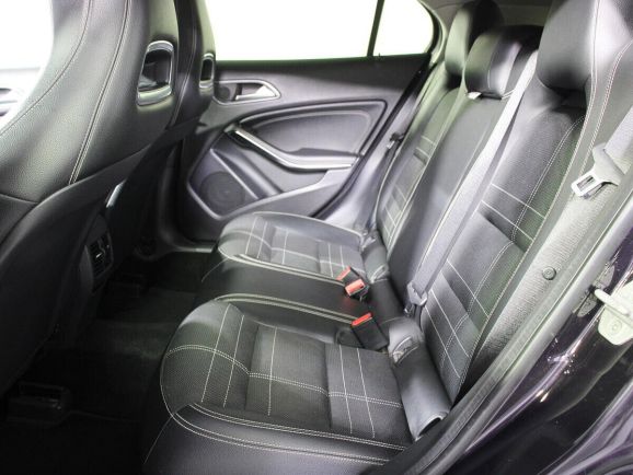 Mercedes-Benz GLA, 2.1 л, Робот, 2016 фото 1