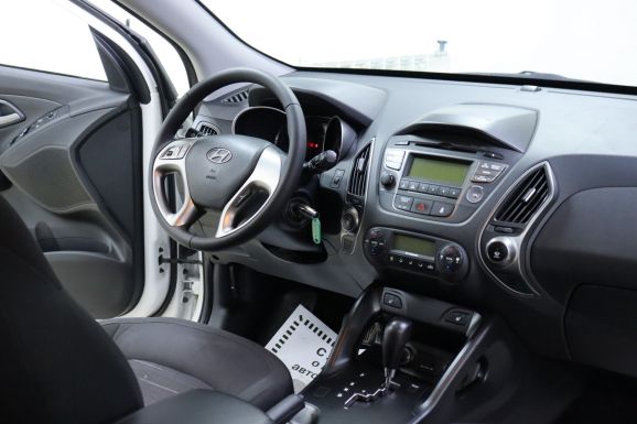 Hyundai ix35, 2.0 л, АТ, 2014 фото 9