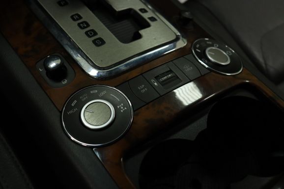 Volkswagen Touareg, 3.0 л, АТ, 2007 фото 7