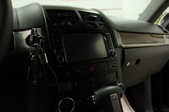 Volkswagen Touareg, 3.0 л, АТ, 2007 фото 9